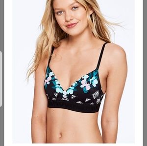 PINK Wear Everywhere push up